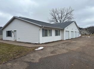 810 Bruce Ct #B, Menomonie, WI 54751