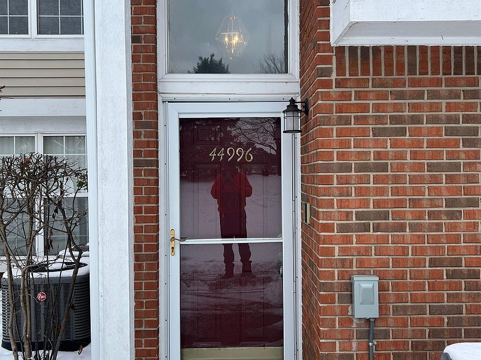 1st image of 44996 Marigold Dr