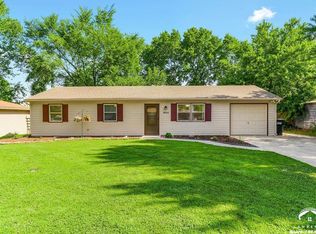 1624 Northwood Dr, Lawrence, KS 66044
