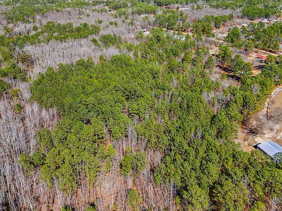3rd image of 524 Longleaf Drive