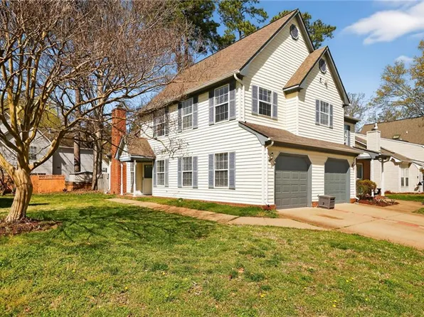 104 White Ridge Ln, Yorktown, VA 23693