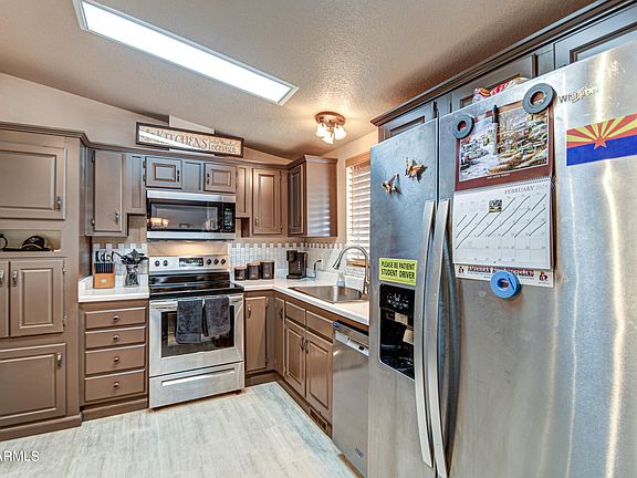 3rd image of 2208 W BASELINE Avenue #88