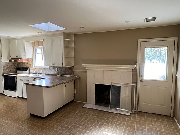 3rd image of 101 Hiawatha Dr