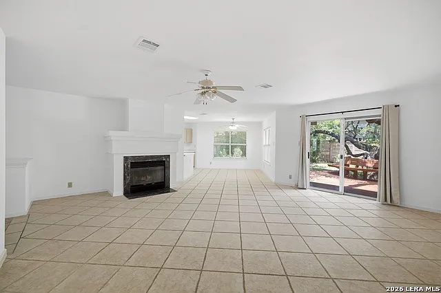 2254 Indian Meadows Dr — Photo 10