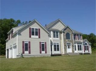 34 Empire Rd, Pelham, NH 03076