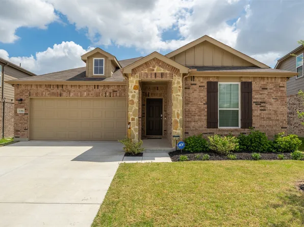 1316 Pepperhill Ln, Fort Worth, TX 76131