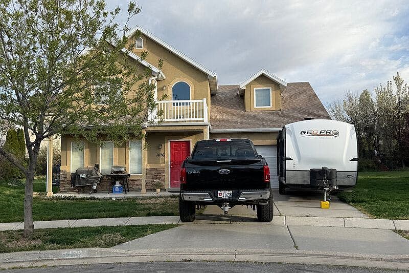 1st image of 1426 Heather Ln