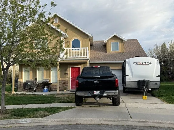 1426 Heather Ln, Syracuse, UT 84075