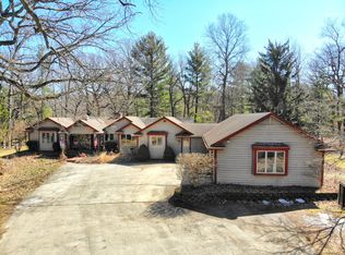 W339S3028 County Road C, Oconomowoc, WI 53066