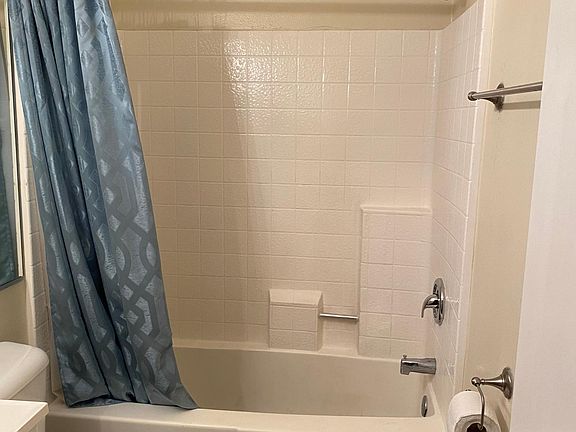 2nd image of 1850 E Avenue J2 APT 2