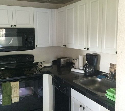 4th image of 167 Brittany Way #167