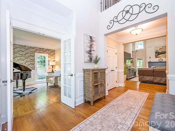 5th image of 15916 Northstone Dr