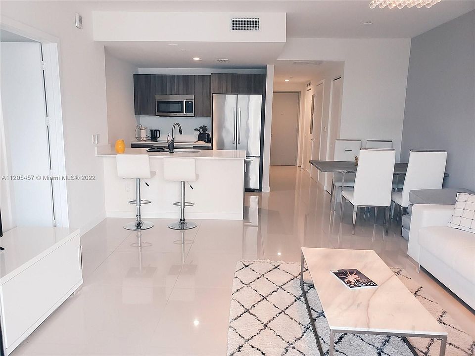1st image of 488 NE 18th St Unit 3304