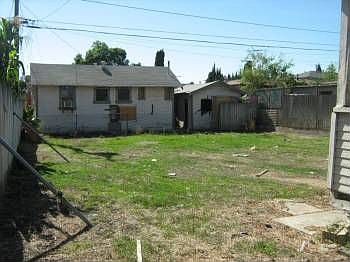 2nd image of 4394 Triggs St