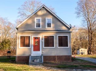 36 Green Hollow Rd, Moosup, CT 06354