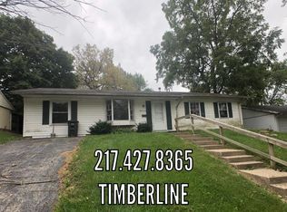 906 Timberline Dr, Danville, IL 61832