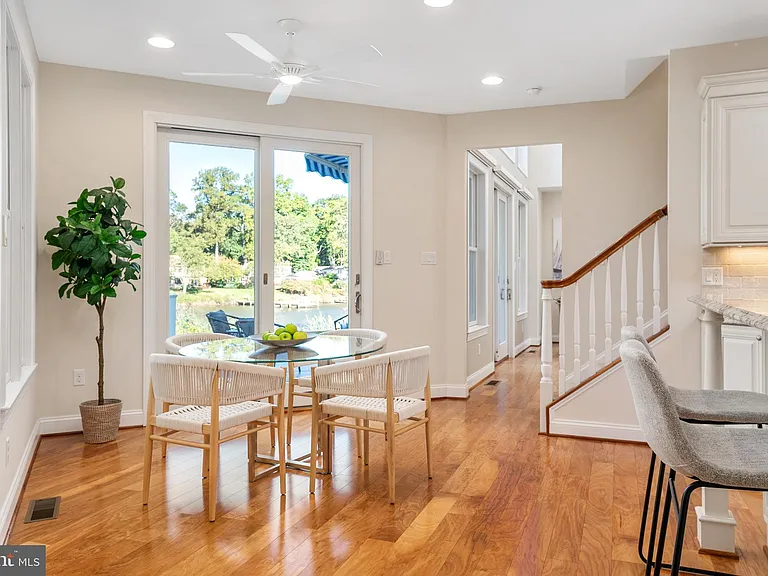 1576 Bay Head Rd — Photo 12