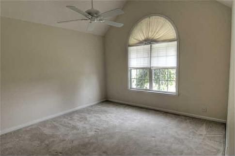 4th image of 1025 E McCoury Ln