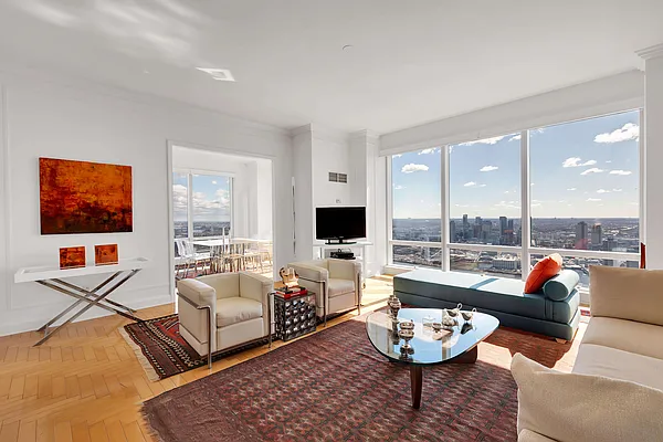 Rented by Compass | media 38