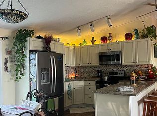 401 3rd St, Key Largo, FL 33037