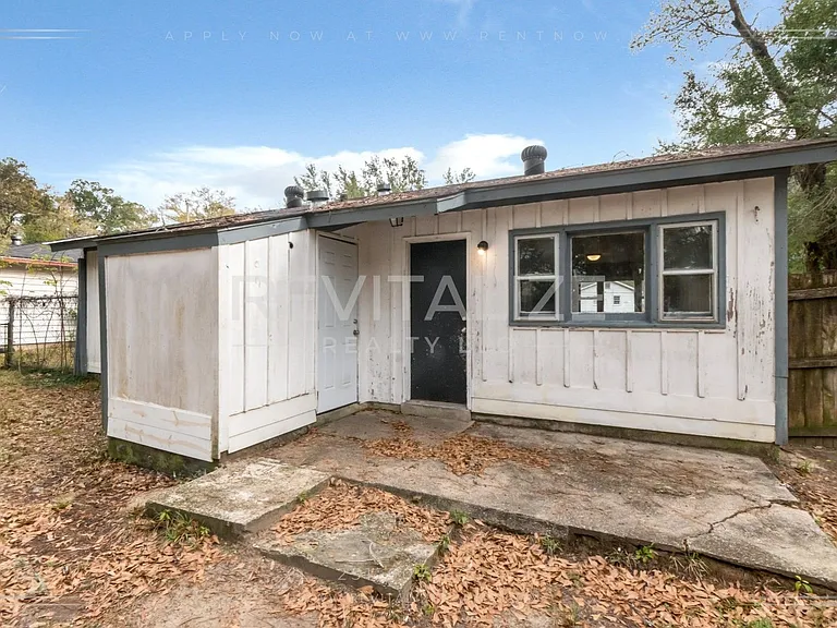 1165 Barker Dr W — Photo 21