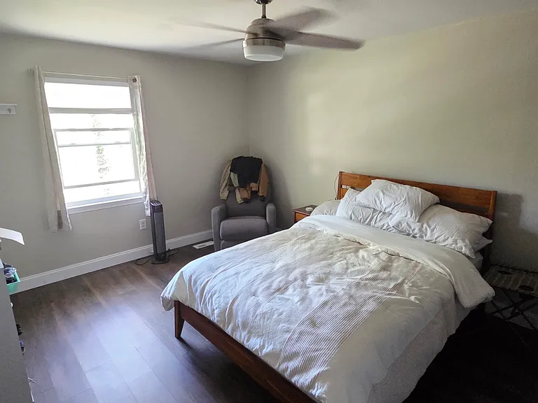 9807 Empire Ct — Photo 11