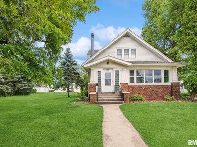 506 Fulton St, Grand Mound, IA, 52751