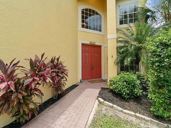 3rd image of 9030 Estero River Cir