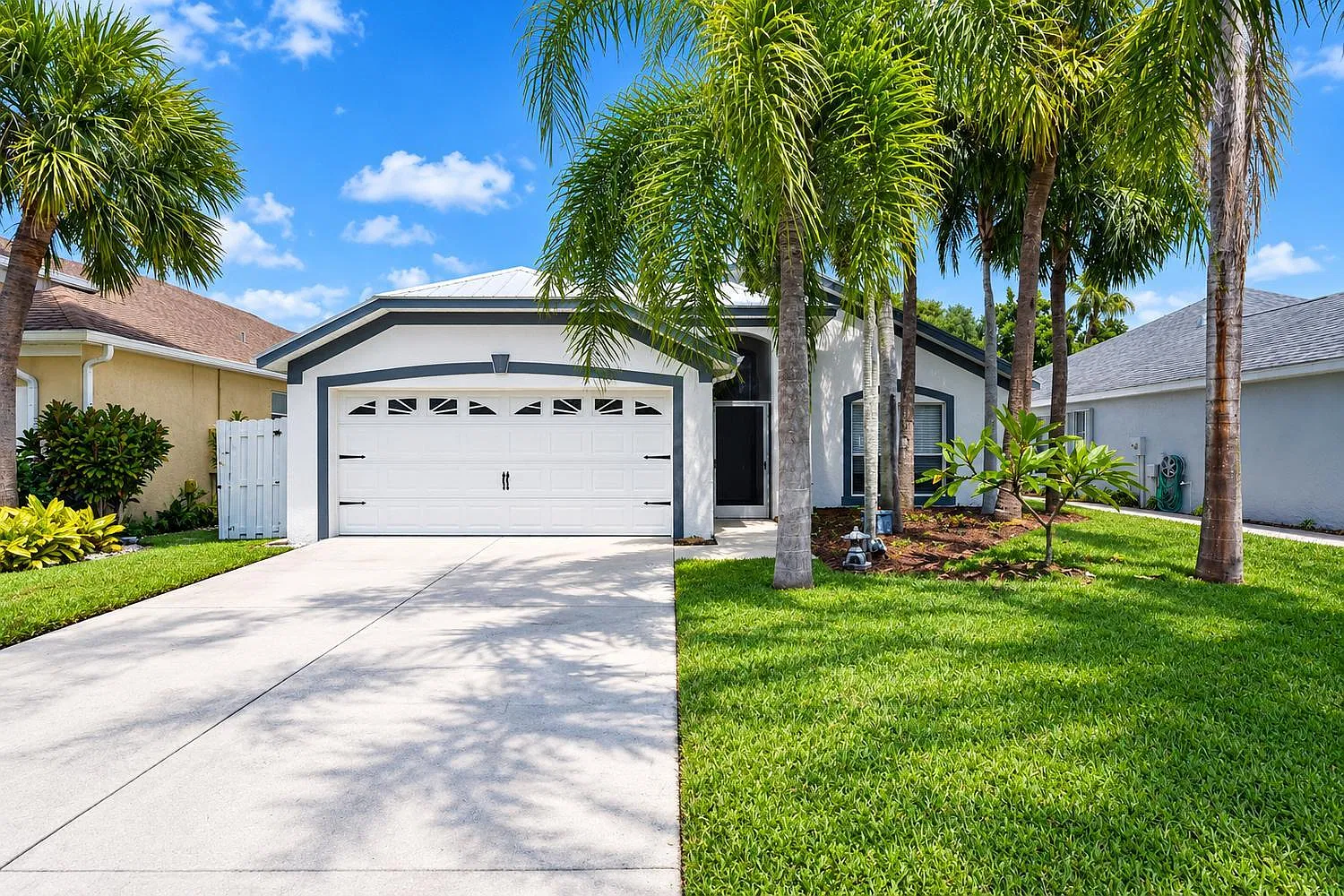 3 bed, 2.0 bath, 1338 sqft, $3,000 — Photo 1