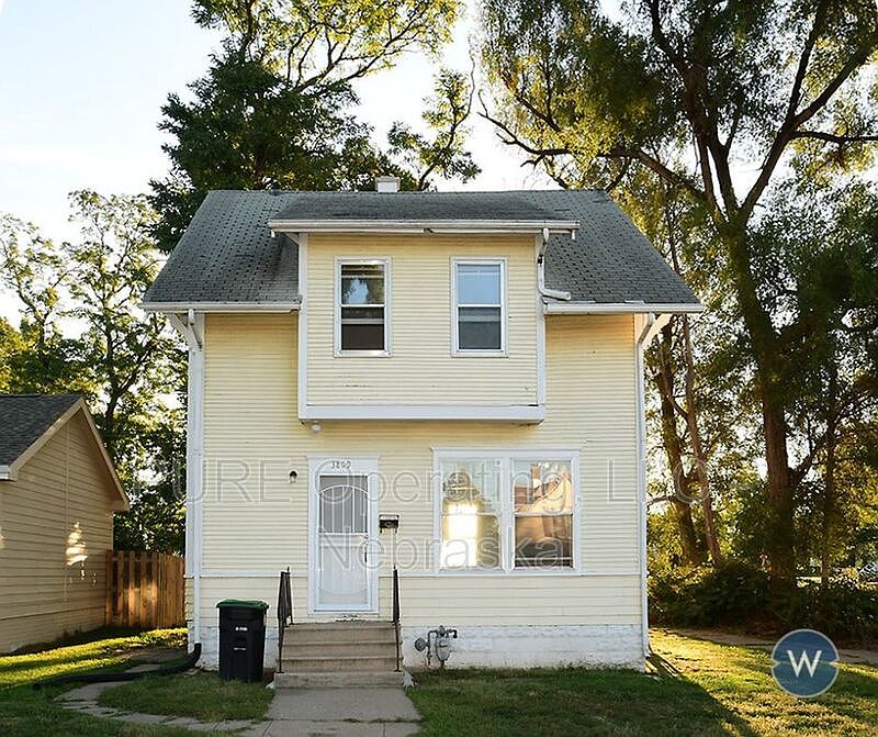 1st image of 3809 N 19th St