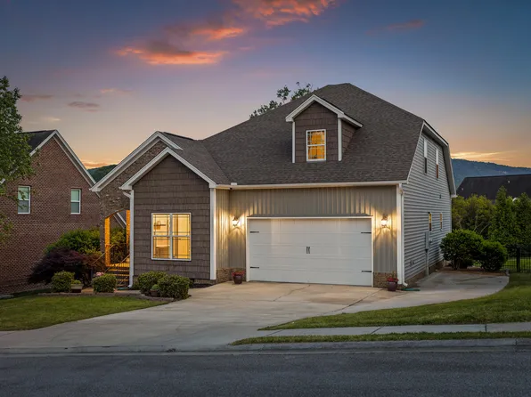 3641 Willow Lake Cir, Chattanooga, TN 37419