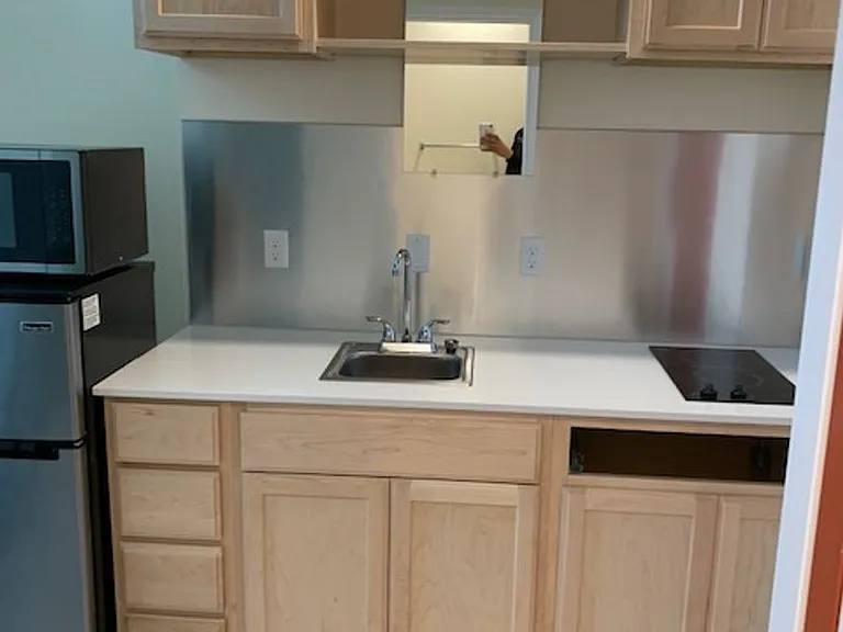 Lago aPodments- Comfortable and Affordable Living! — Photo 17