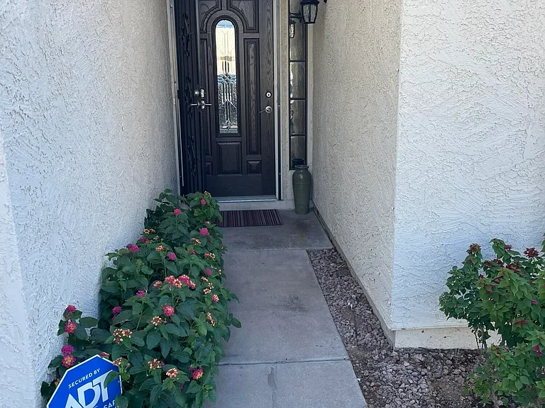 7811 E Park View Dr — Photo 5