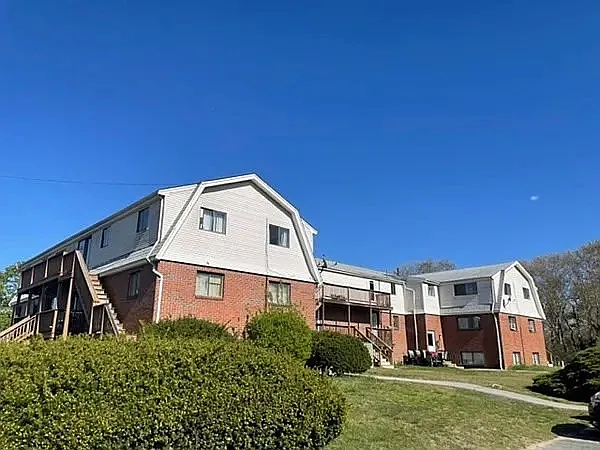 167 South St #9 — Photo 1
