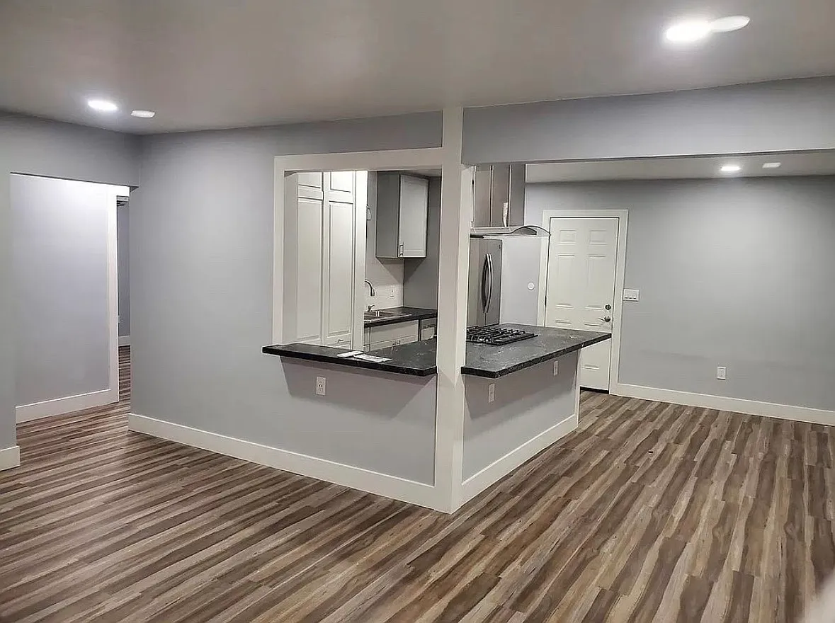 2 bed, 850 sqft, $2,950 — Photo 1