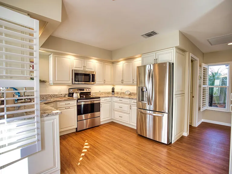 831 Harrington Lake Ln #37 — Photo 6