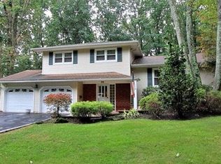 32 Myrtle Rd, East Brunswick, NJ 08816