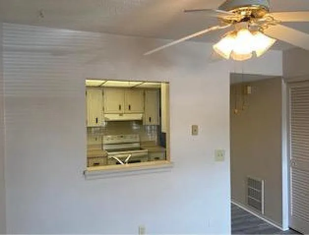 1719 Gulf Rd #3 — Photo 10