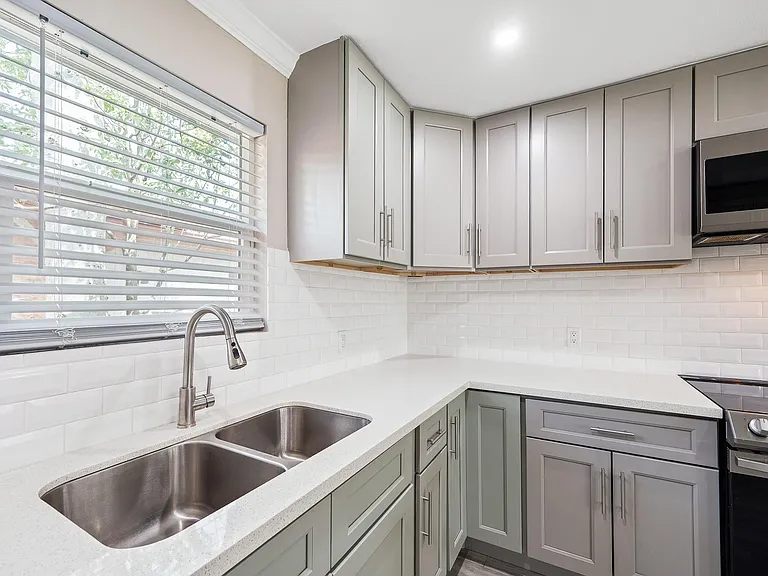 2222 Peppermill Rd — Photo 12