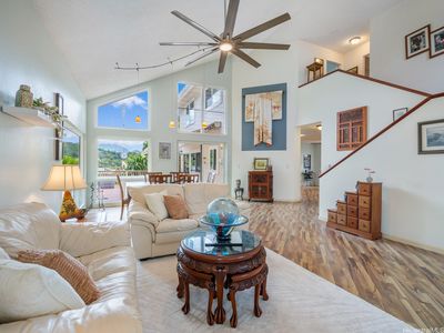 1586 Paukiki St, Kailua, HI, 96734