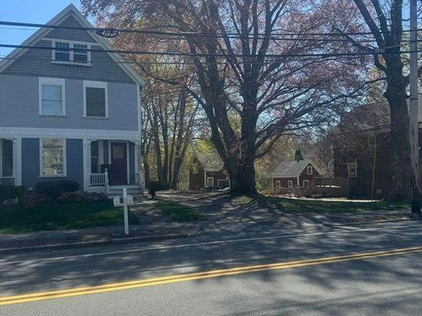 89 Main St, Rowley, MA 01969