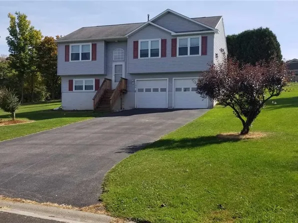 130 Circle Dr S, Canastota, NY 13032