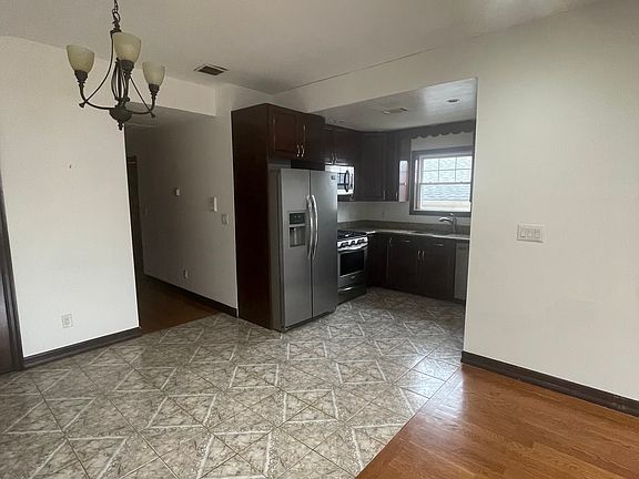 4th image of 414 Cliff St Floor 2