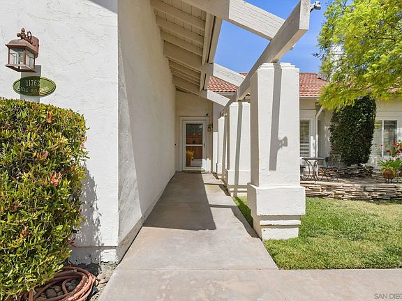 3rd image of 11762 Calle Vivienda
