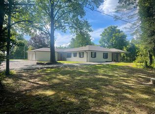 206 Ross Rd, Blue Ridge, GA 30513