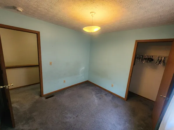 1580 Artemis Dr, Kent, OH 44240