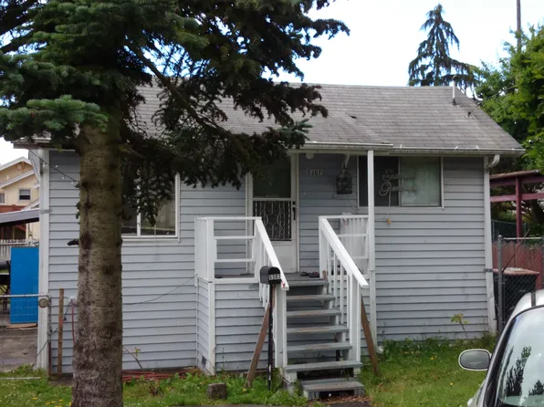 5307 16th Ave S, Seattle, WA 98108