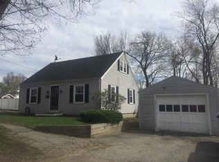 33 Lanark St, Worcester, MA 01603