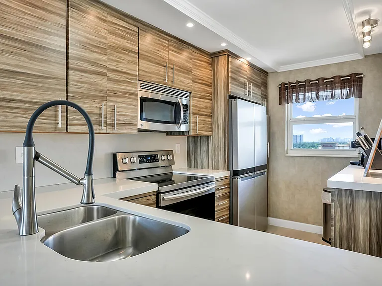 801 S Federal Hwy #Penthouse 21 — Photo 7