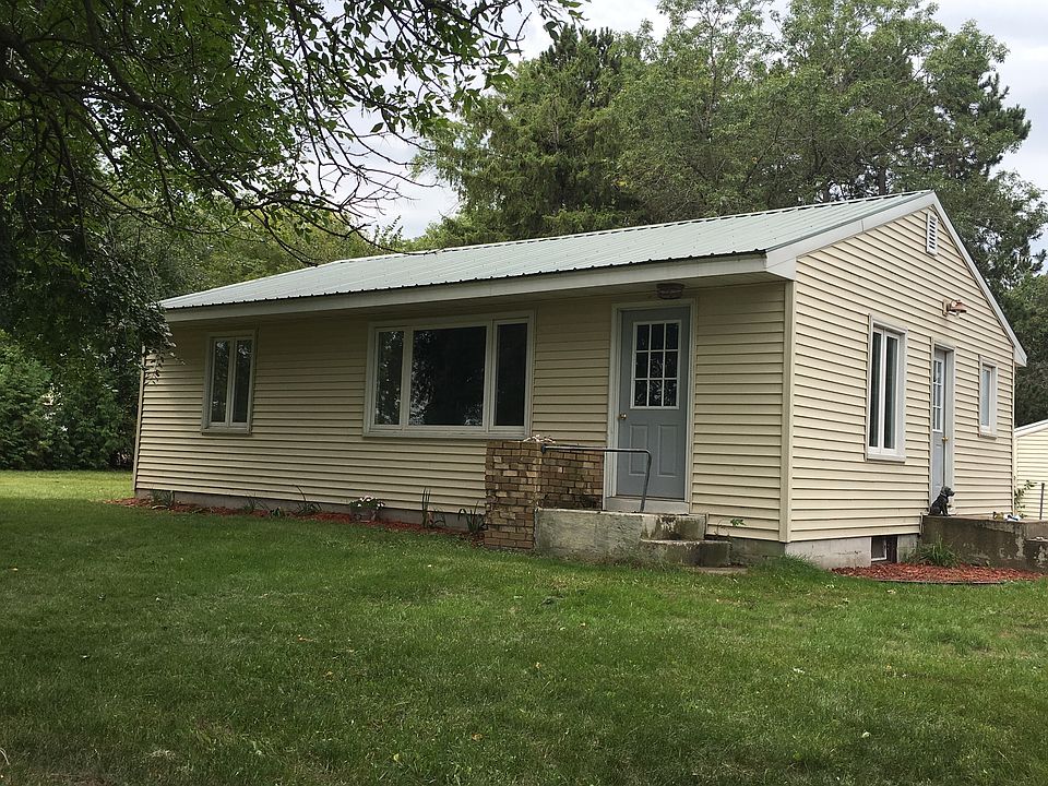 1st image of 30748 Ulysses Dr NE